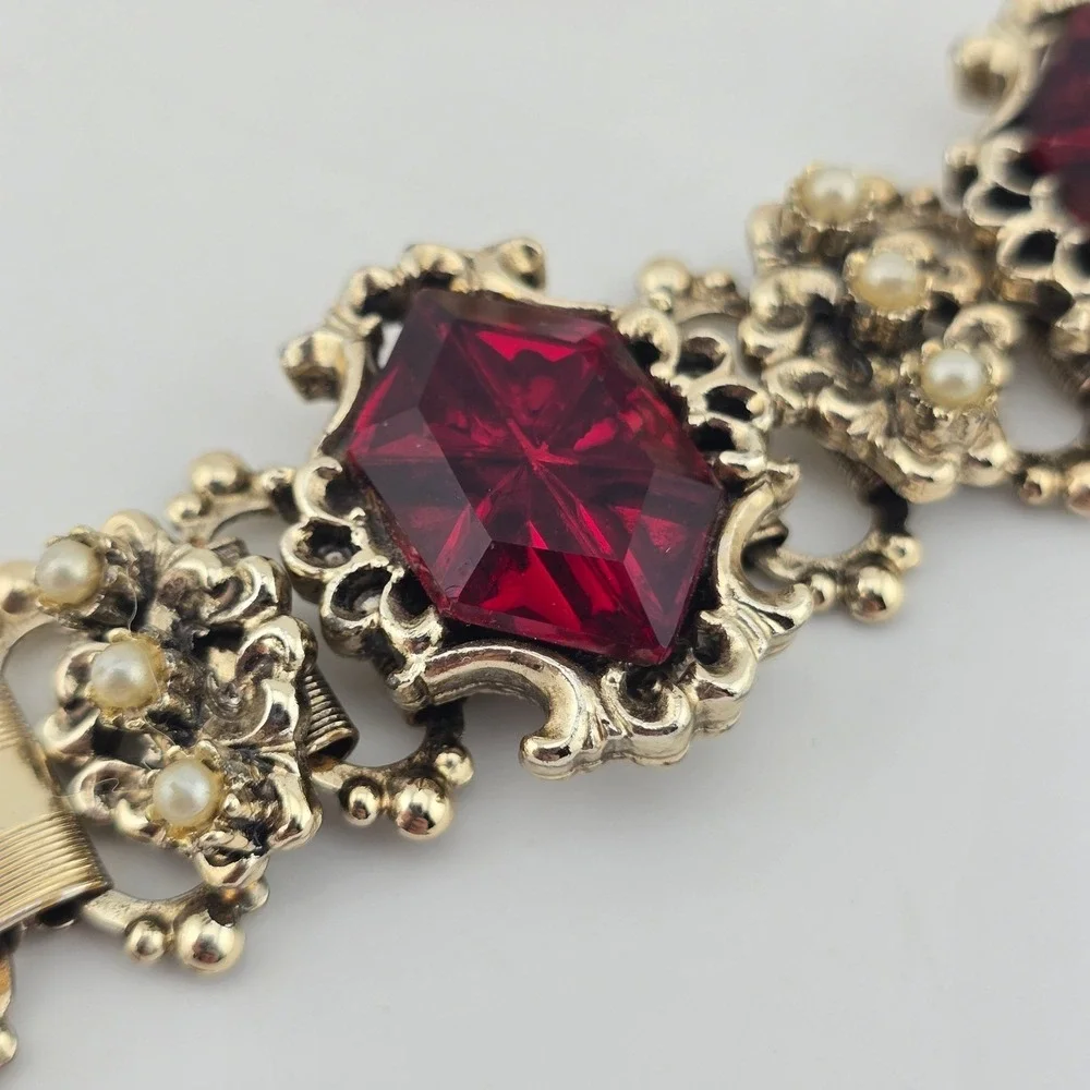 Vintage Art Deco Red Glass Gold Tone Panel Bracelet & Clip On Set